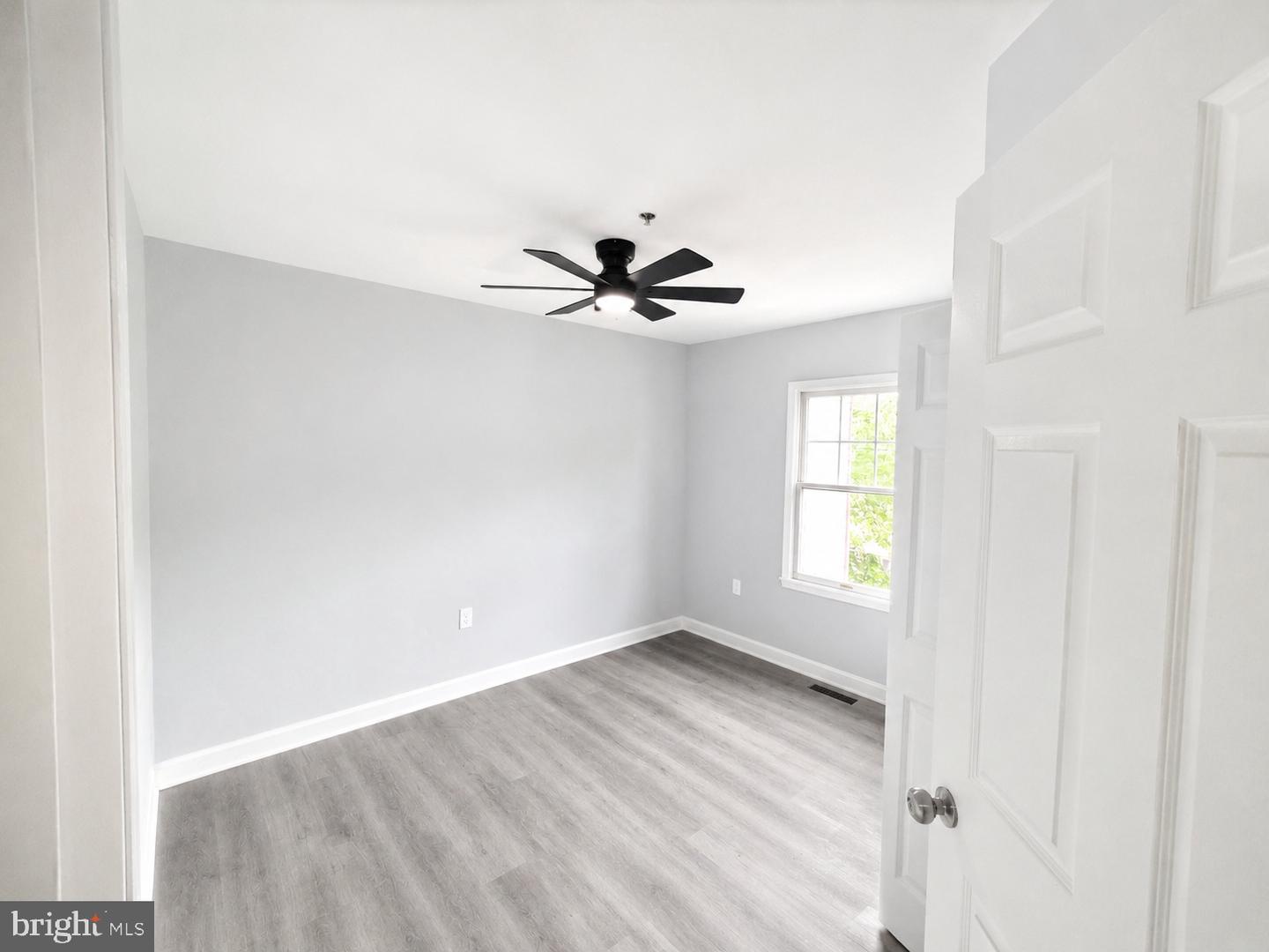 806 Hr Dr Se Property Photo 9