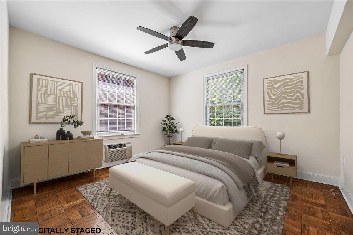 4481 Macarthur Blvd Nw #204 Property Photo 4