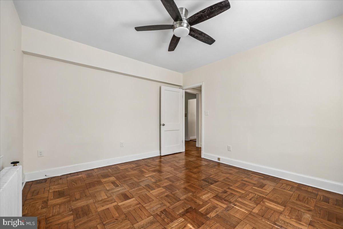 4481 Macarthur Blvd Nw #204 Property Photo 21