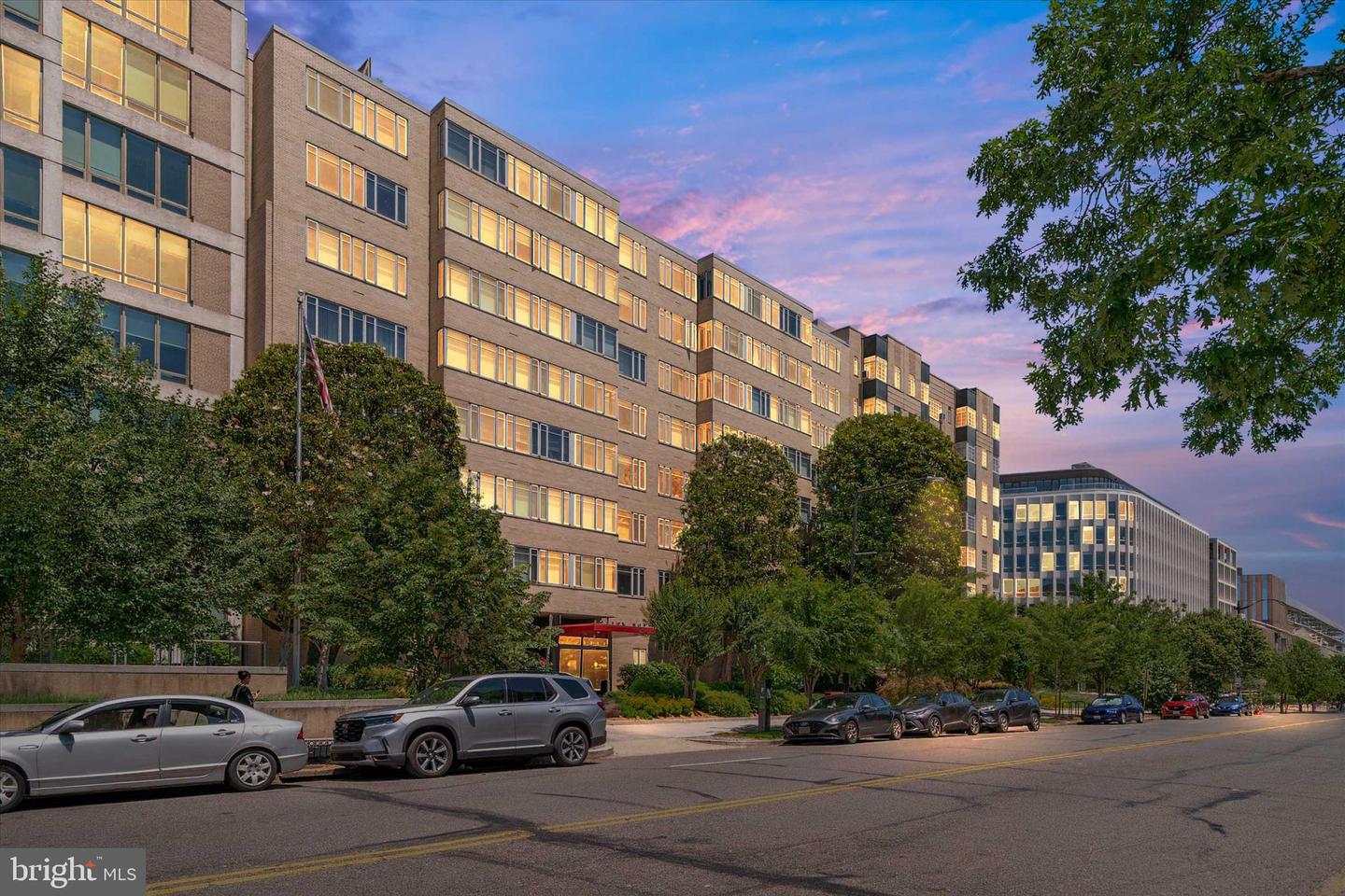 1711 MASSACHUSETTS AVE NW #632 Property Photo 1