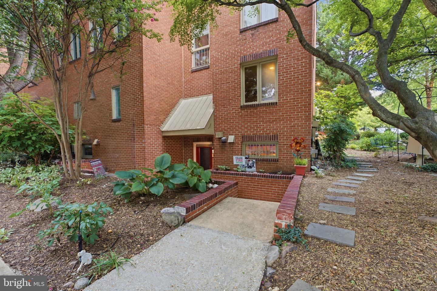 3301 19th St Nw #a1 Property Photo 1