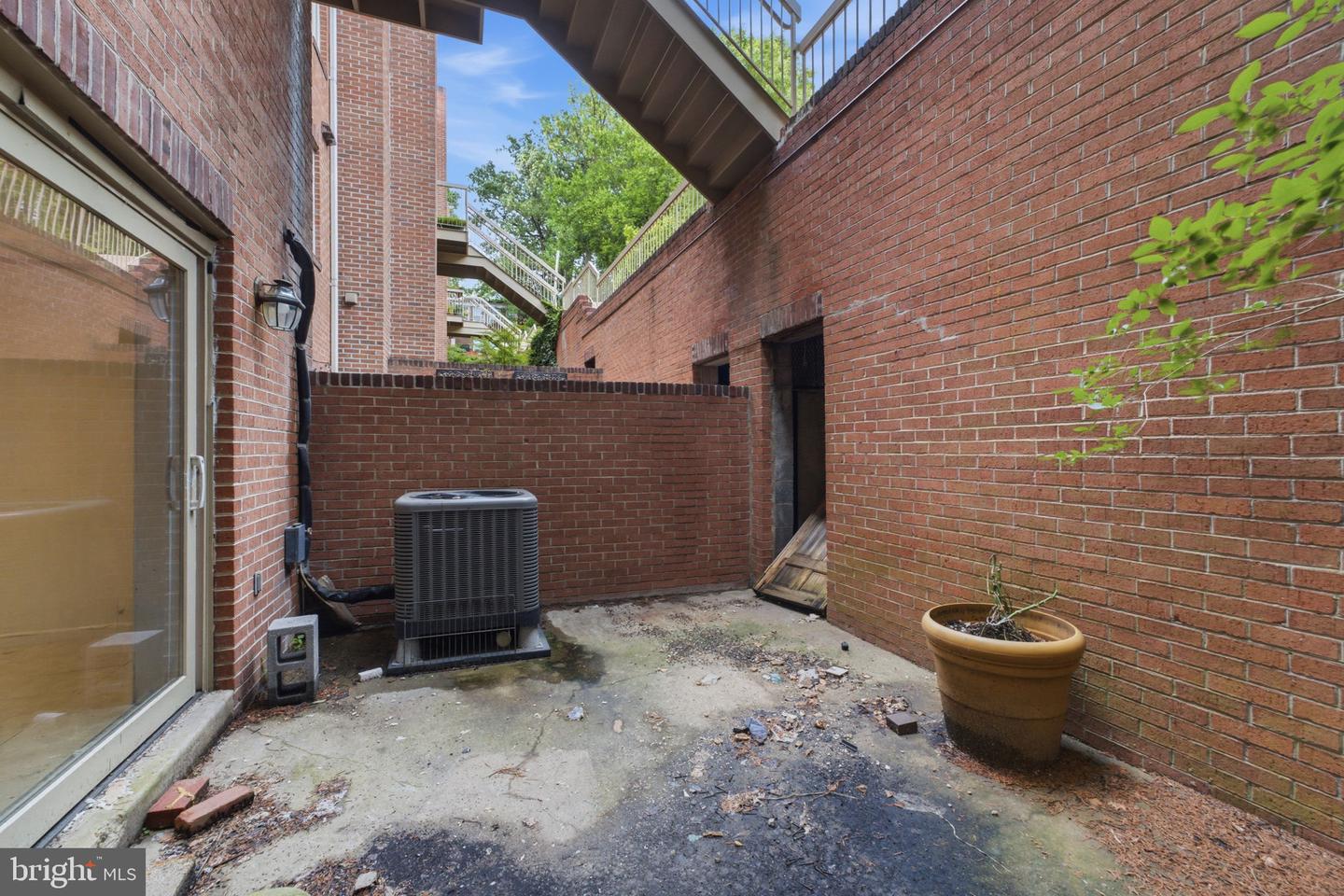3301 19th St Nw #a1 Property Photo 15