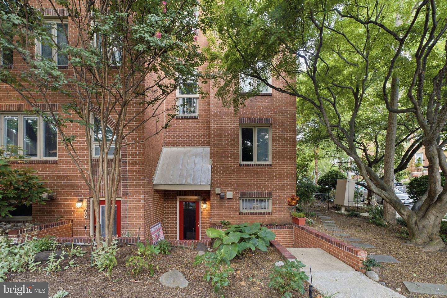 3301 19th St Nw #a1 Property Photo 31