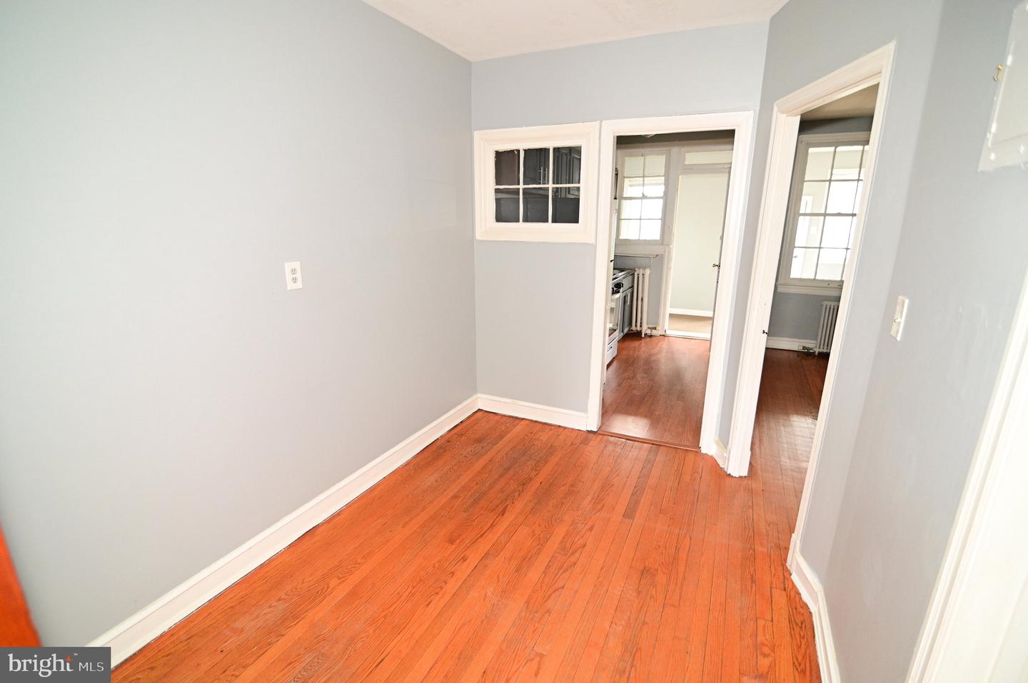 713 Hamlin St Ne #1 Property Photo 15