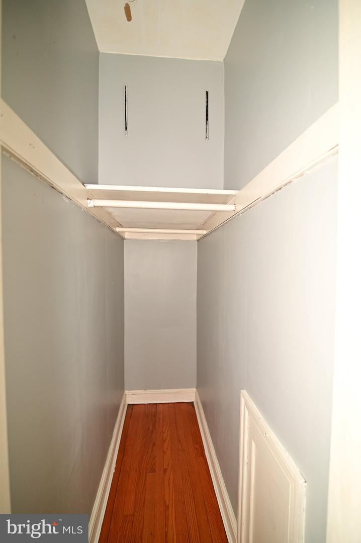 713 Hamlin St Ne #1 Property Photo 22