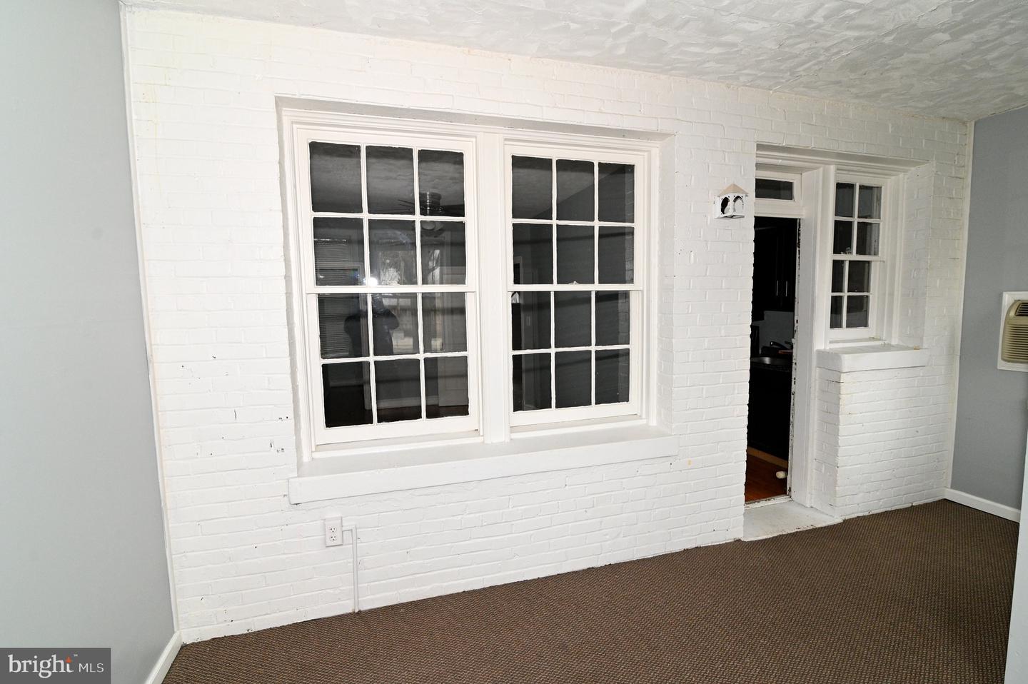 713 Hamlin St Ne #1 Property Photo 25