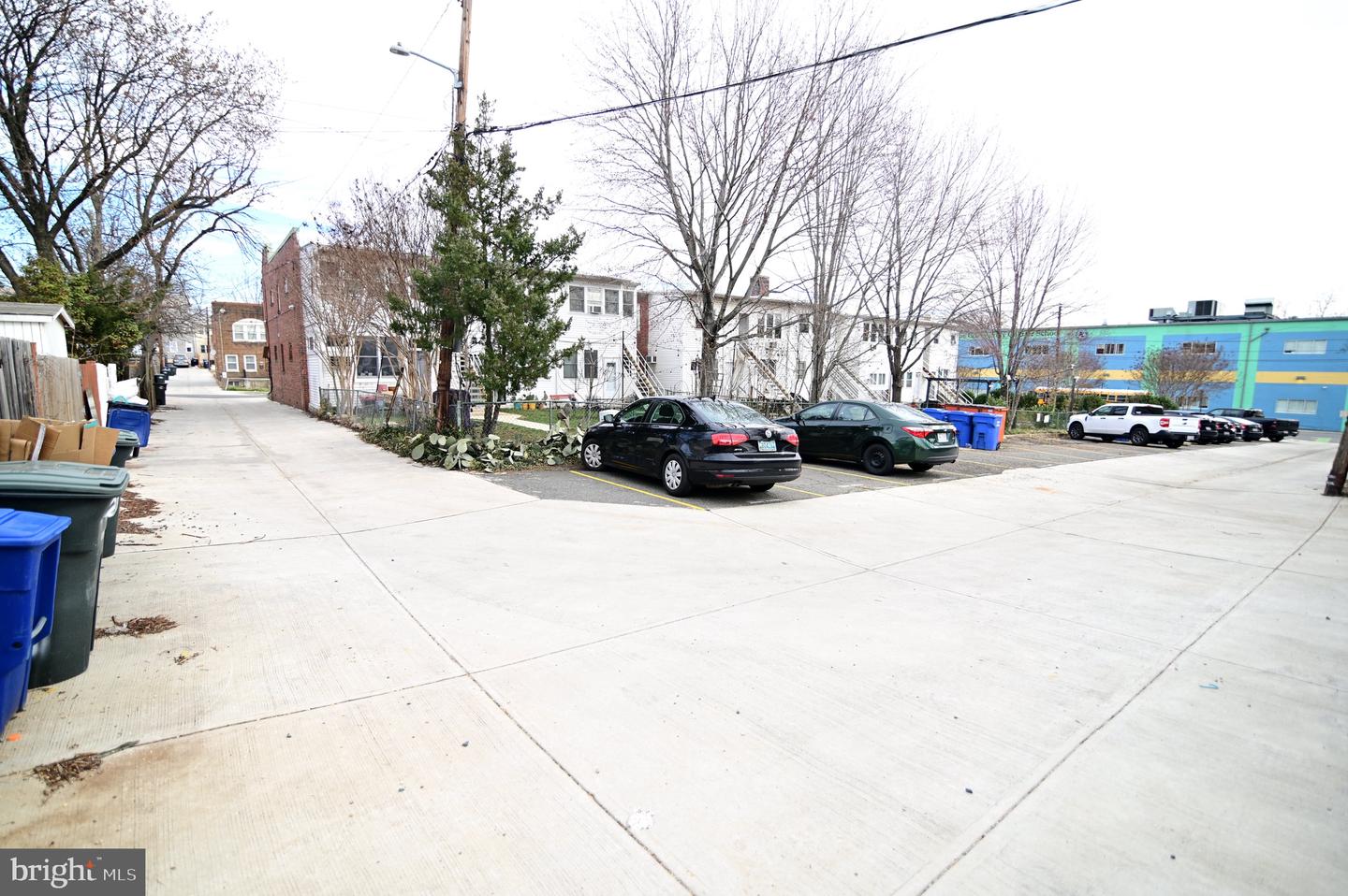 713 Hamlin St Ne #1 Property Photo 32