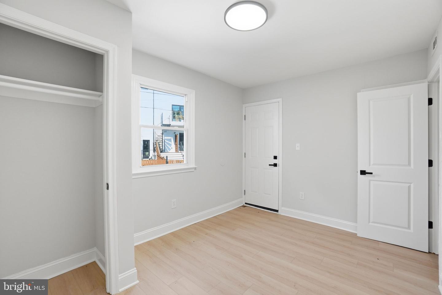 1250 Queen St Ne #1 Property Photo 12