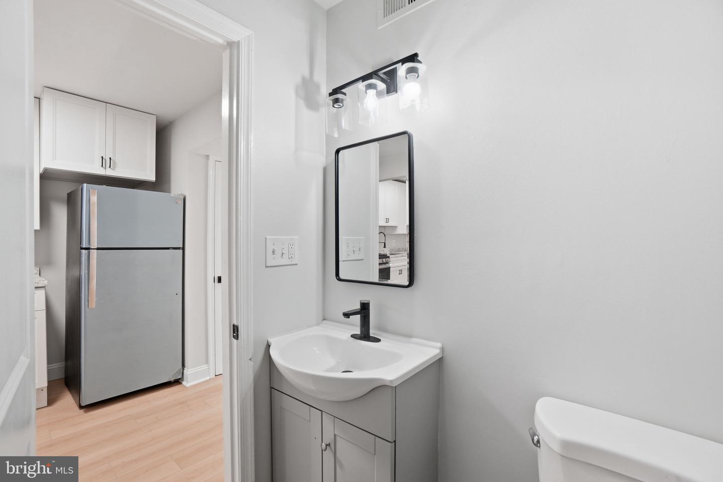 1250 Queen St Ne #1 Property Photo 13