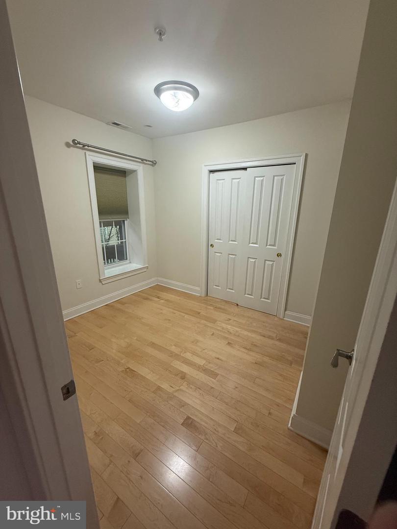 3925 Fulton St Nw #5 Property Photo 13