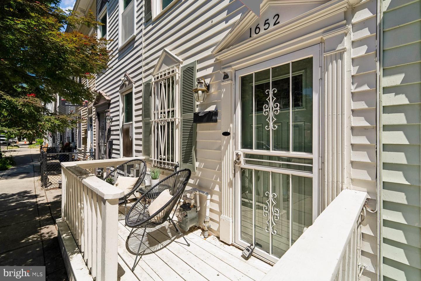 1652 Kramer St Ne Property Photo 21