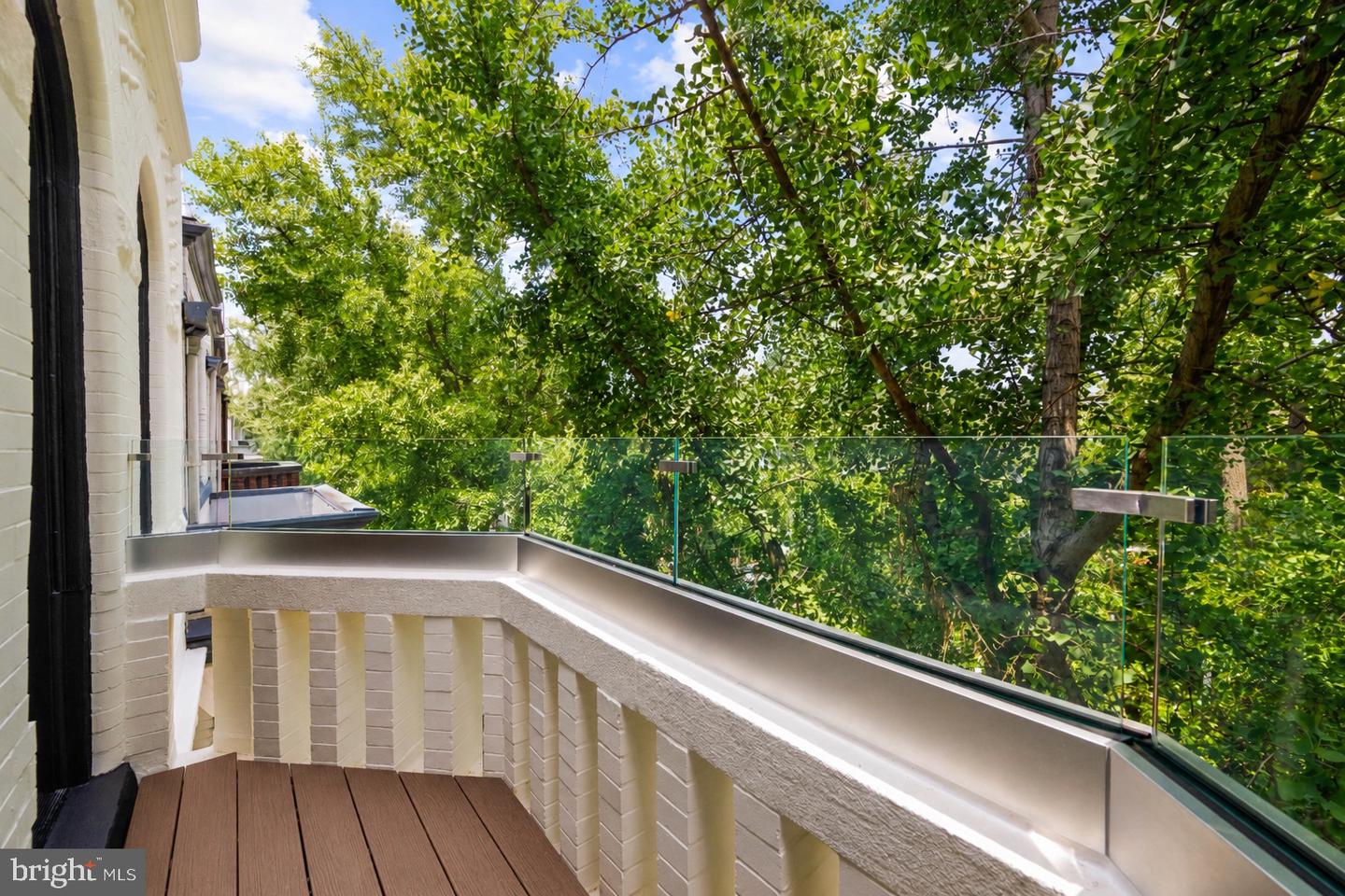 1716 Swann St Nw Property Photo 30