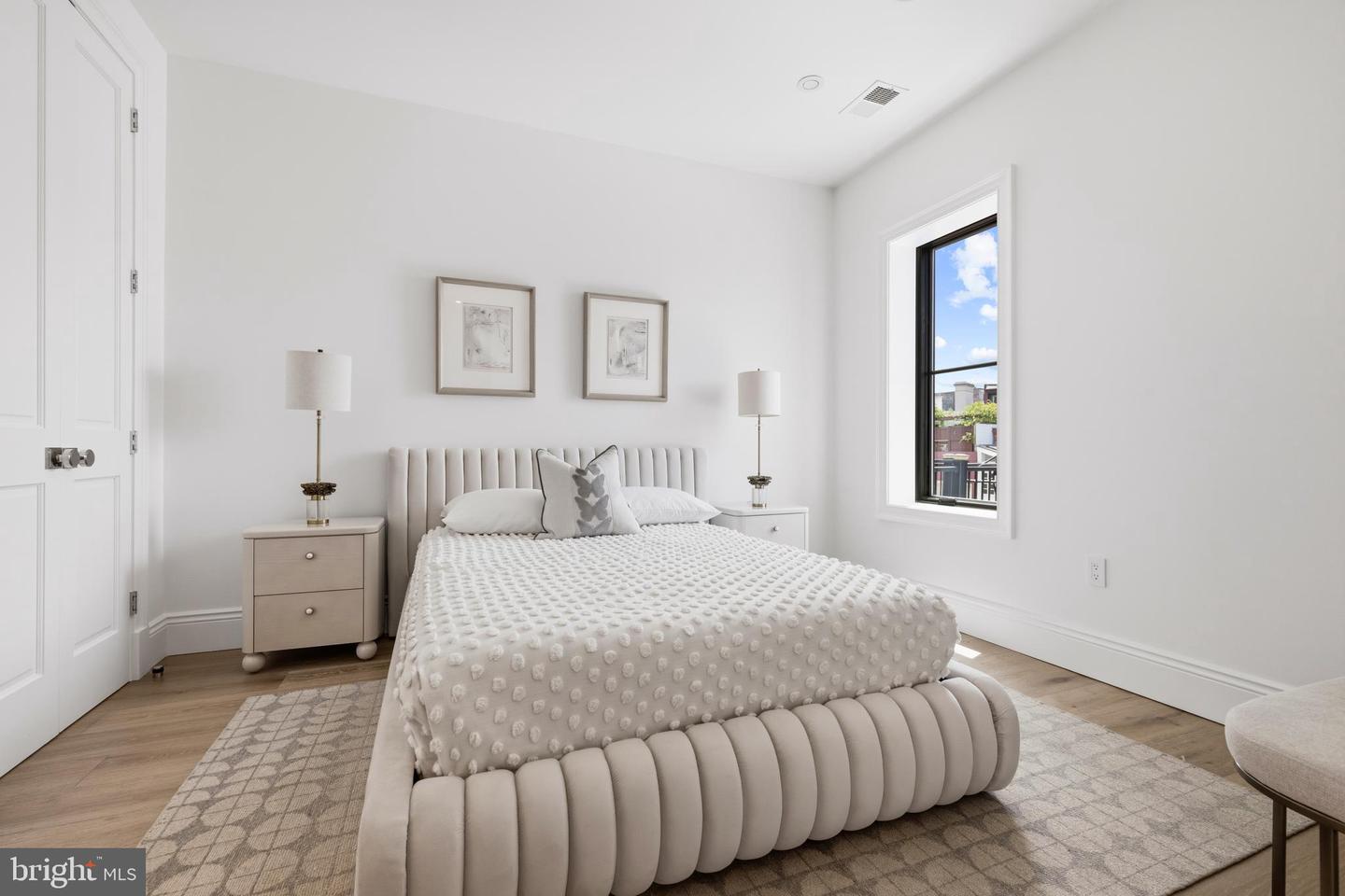 1716 Swann St Nw Property Photo 33