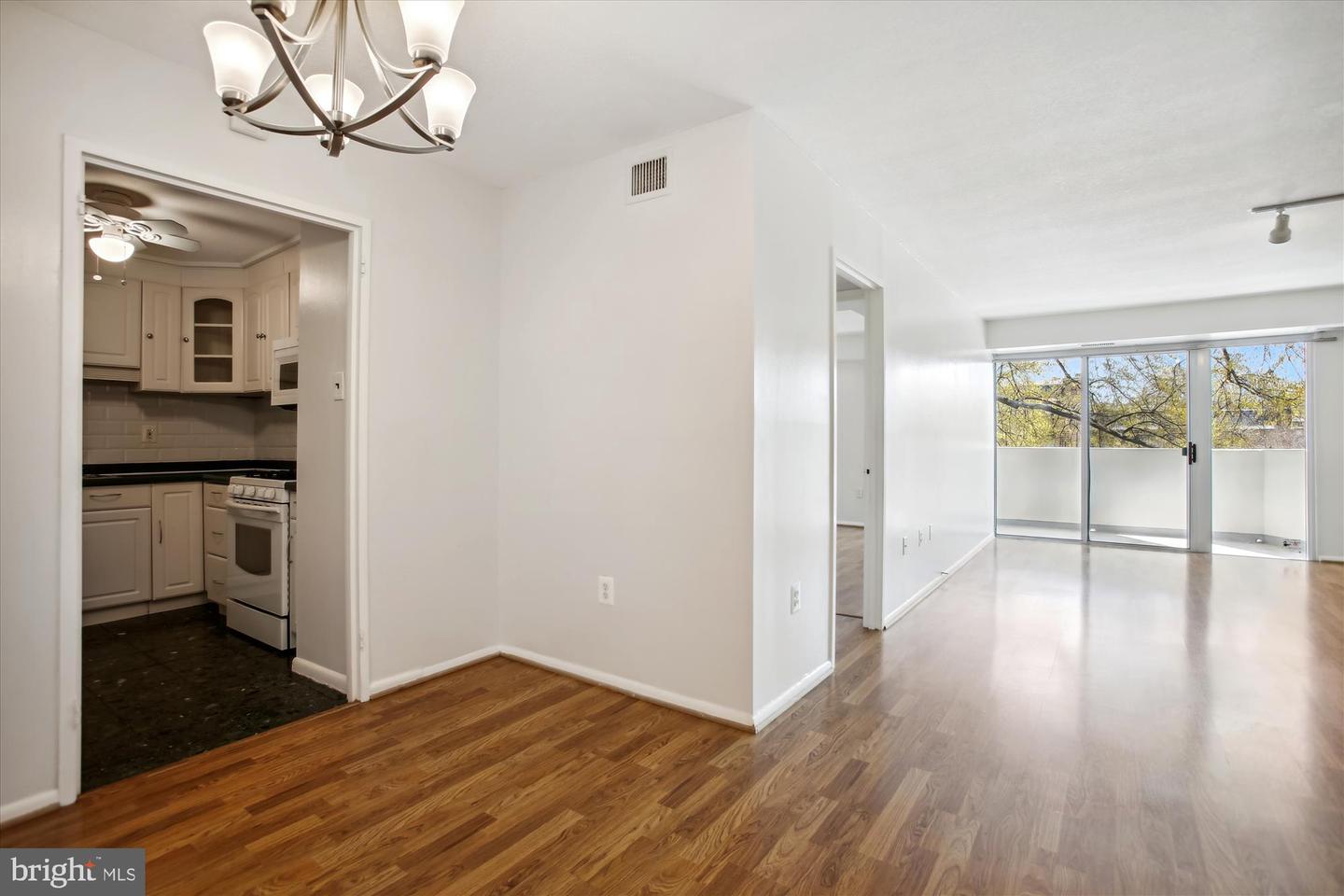 700 7th St Sw #211 Property Photo 14