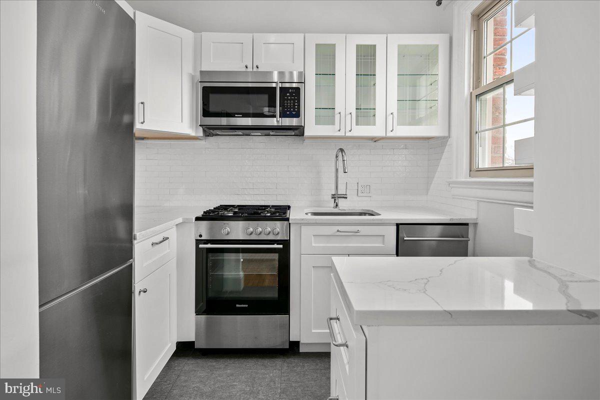 3100 Wisconsin Ave Nw #406 Property Photo 2