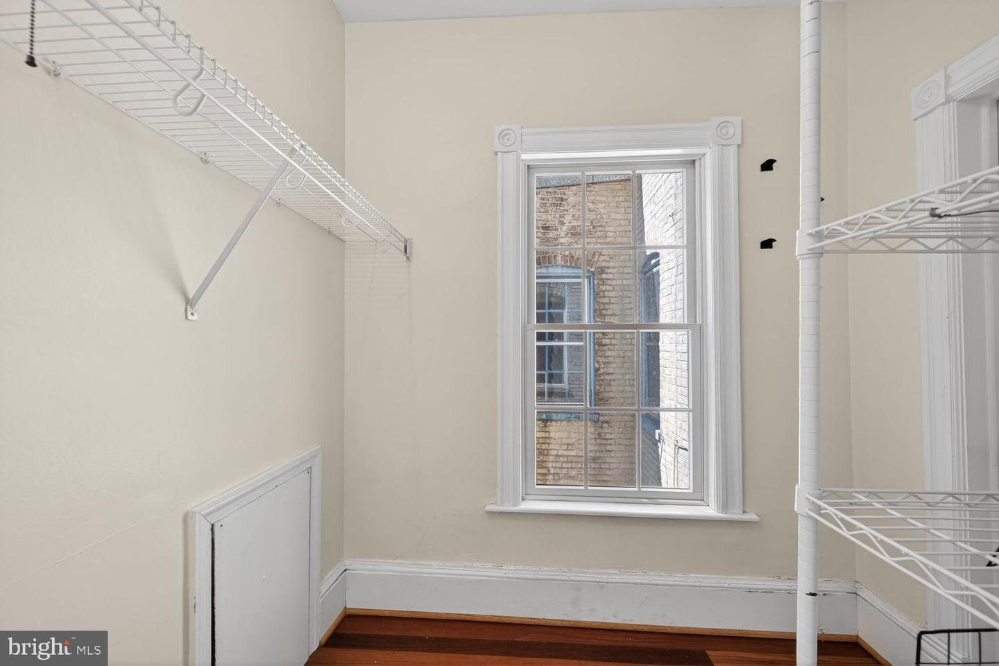 1025 30th St Nw Property Photo 16