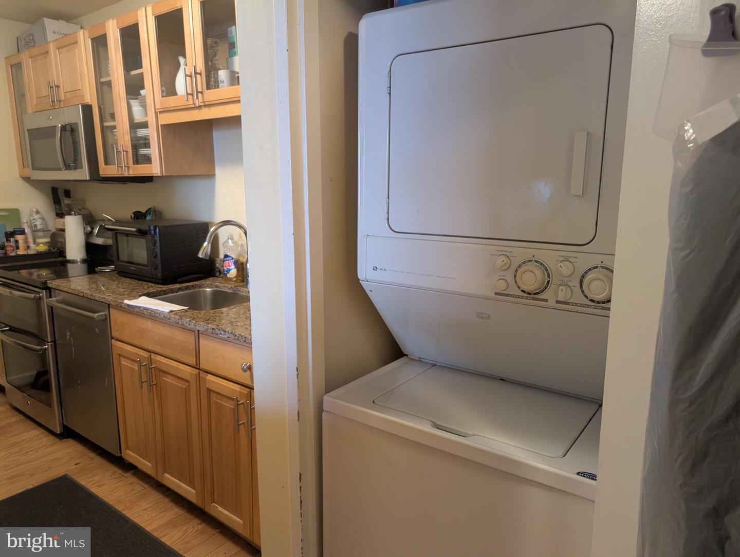 2555 Pennsylvania Ave Nw #408 Property Photo 11