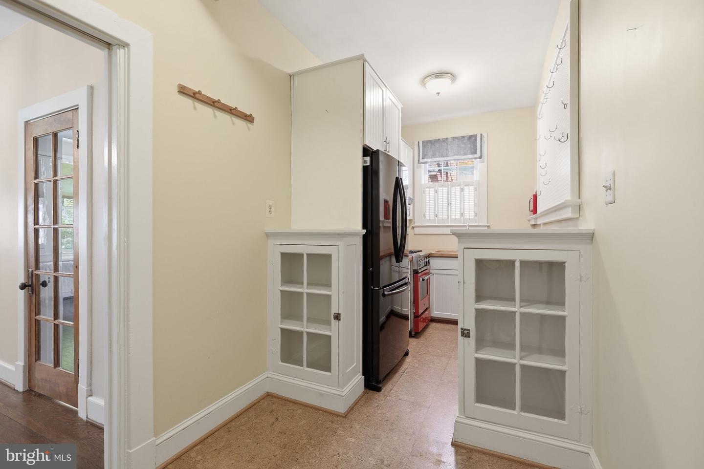 3018 Porter St Nw #103 Property Photo 13