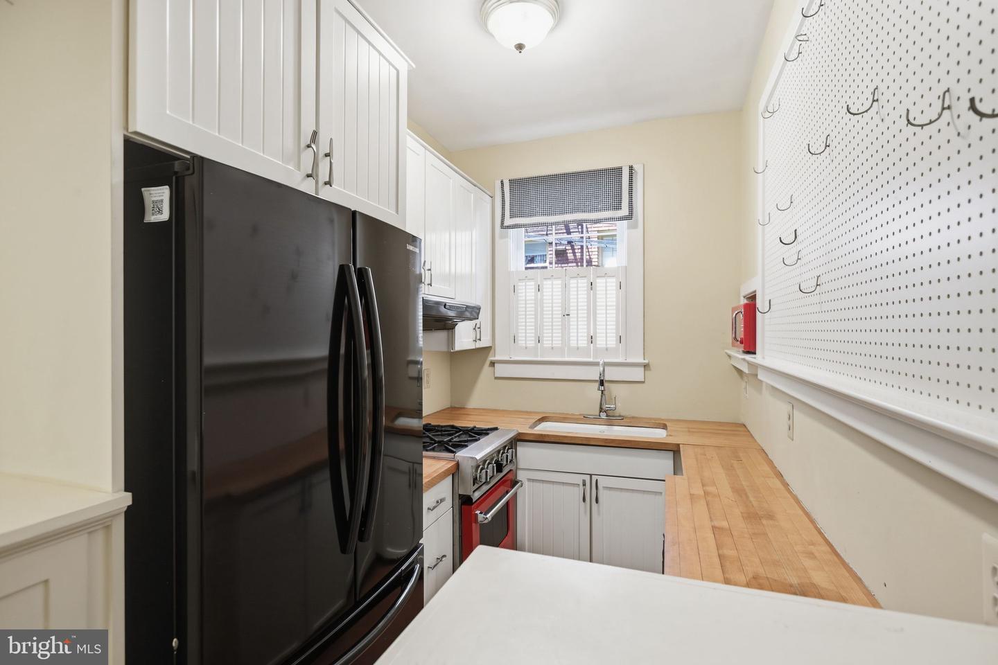 3018 Porter St Nw #103 Property Photo 15