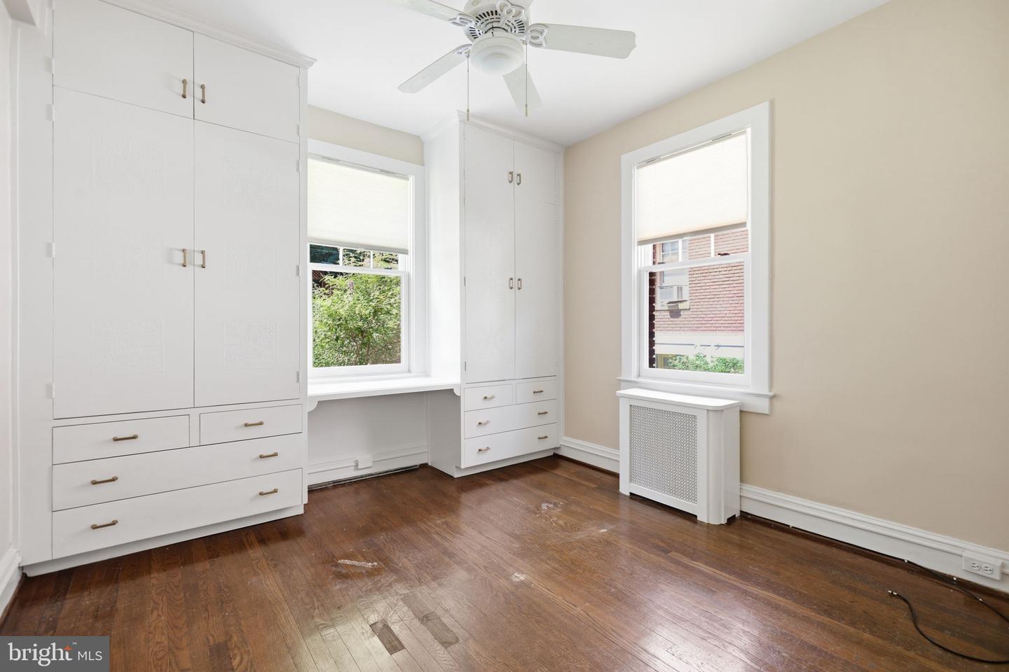 3018 Porter St Nw #103 Property Photo 26