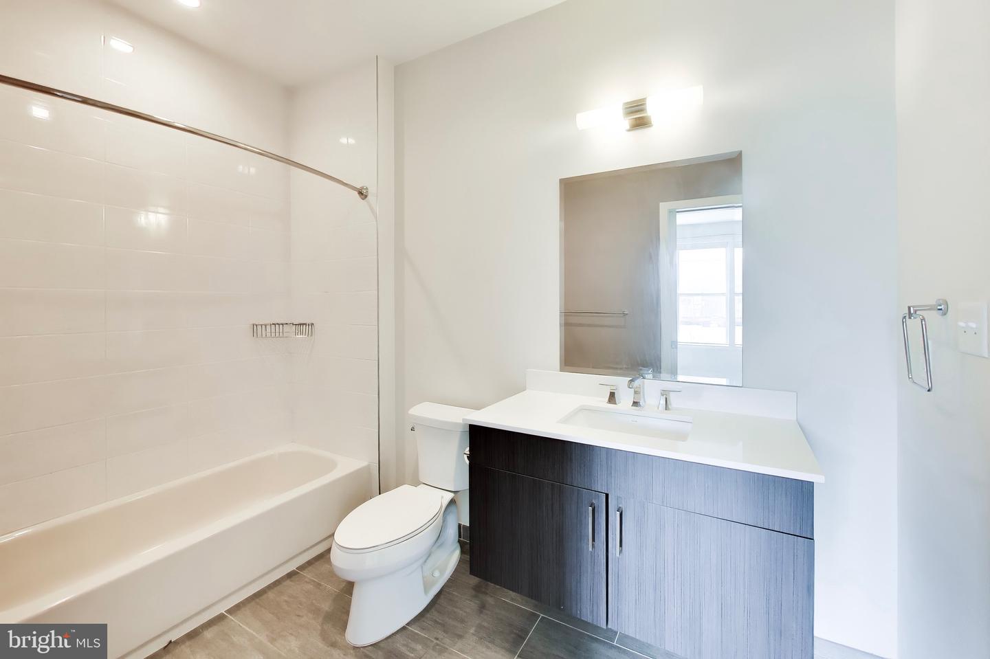 1350 Maryland Ave Ne #316 Property Photo 10