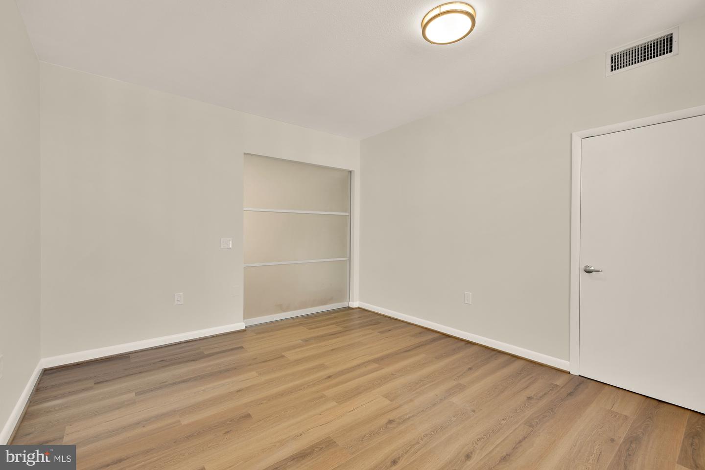 400 Massachusetts Ave Nw #1207 Property Photo 44