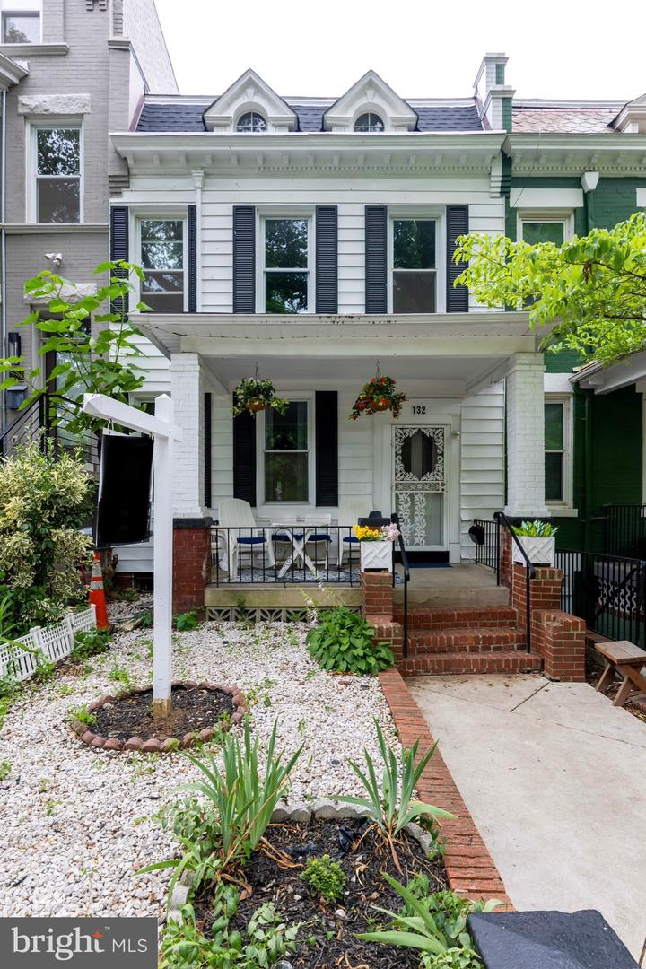 132 Bryant St Nw Property Photo 3