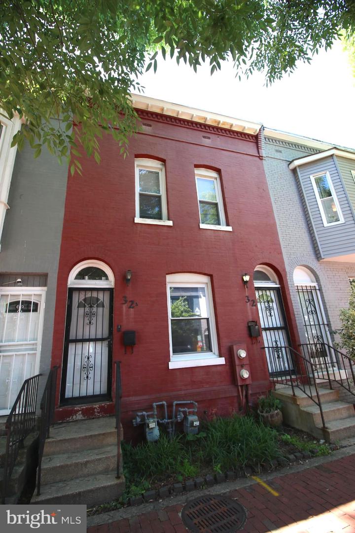 32 Bates St Nw Property Photo 31
