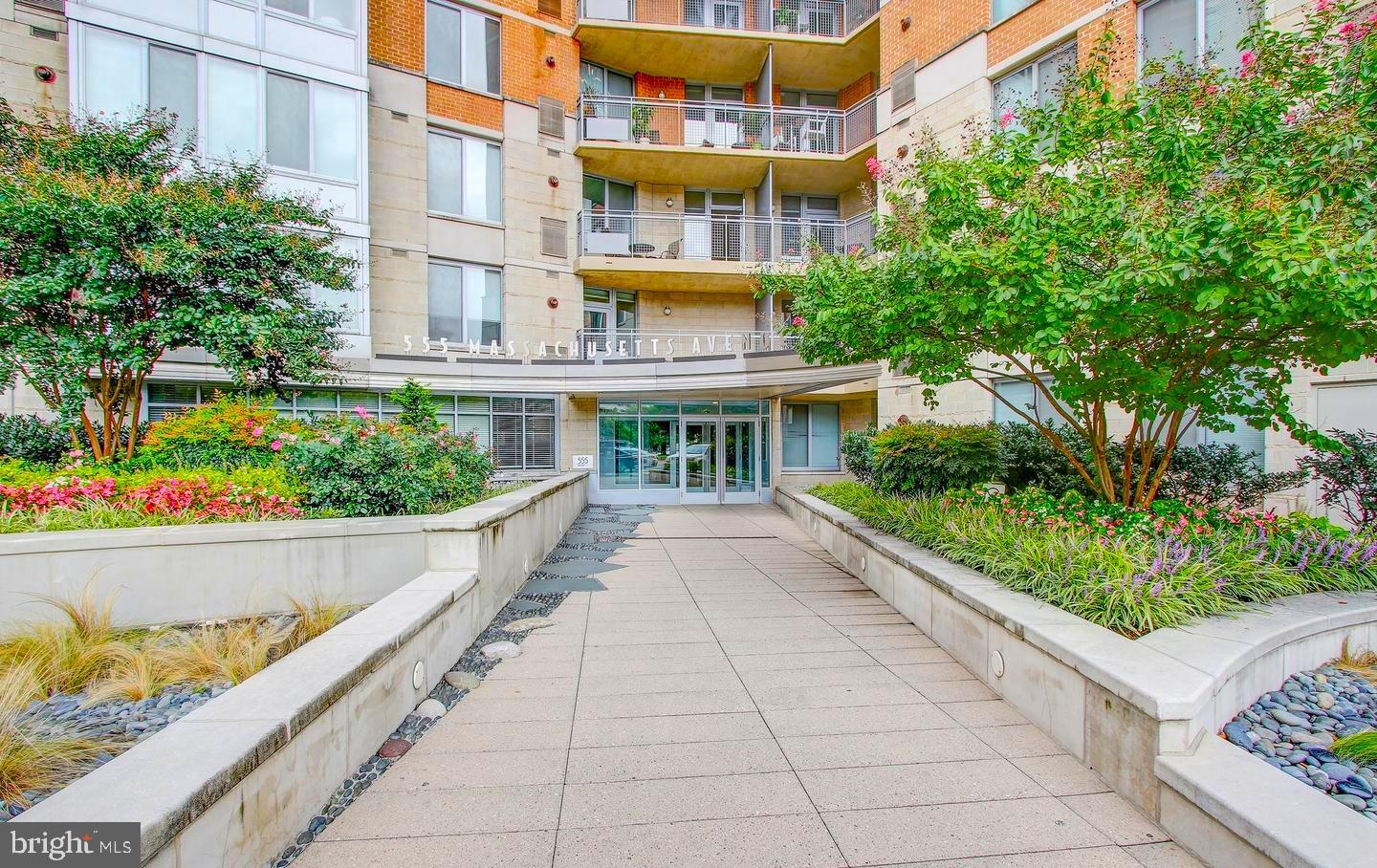 555 Massachusetts Ave Nw #1417 Property Photo 4
