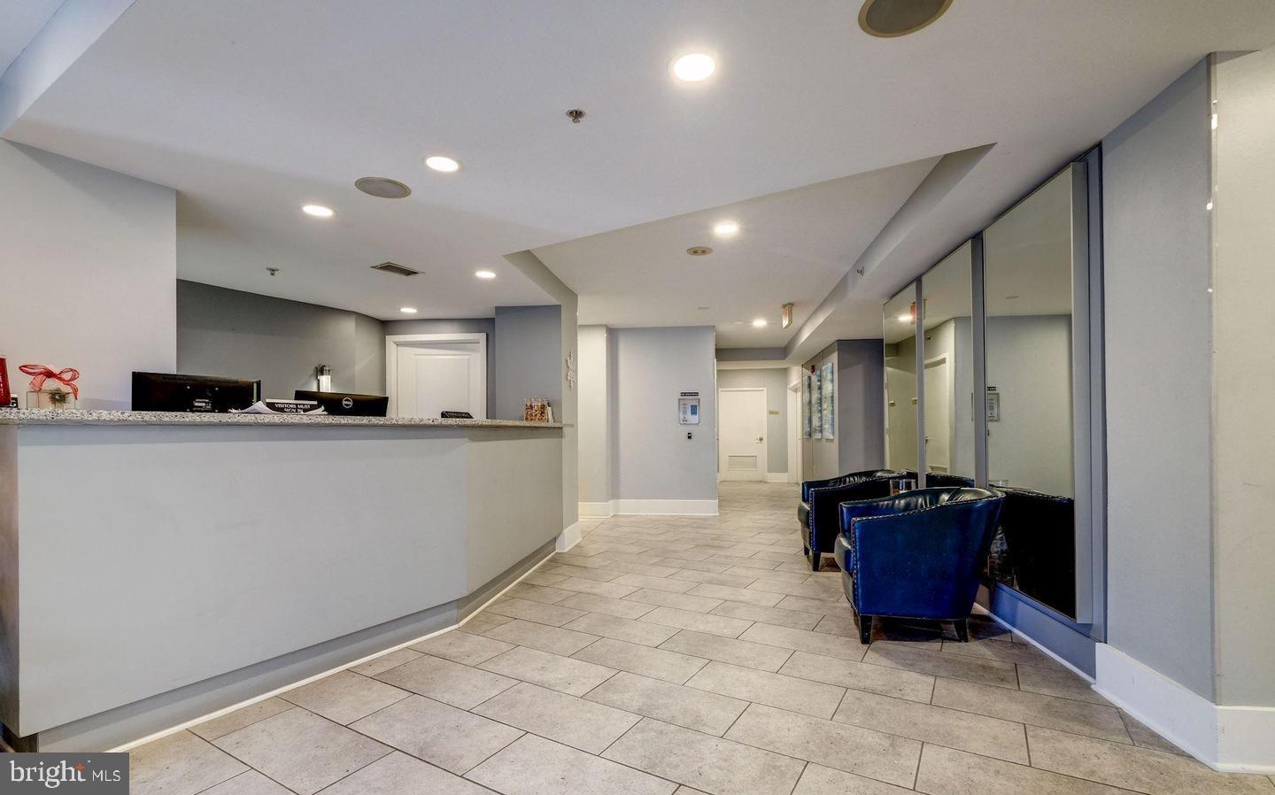 555 Massachusetts Ave Nw #1417 Property Photo 6