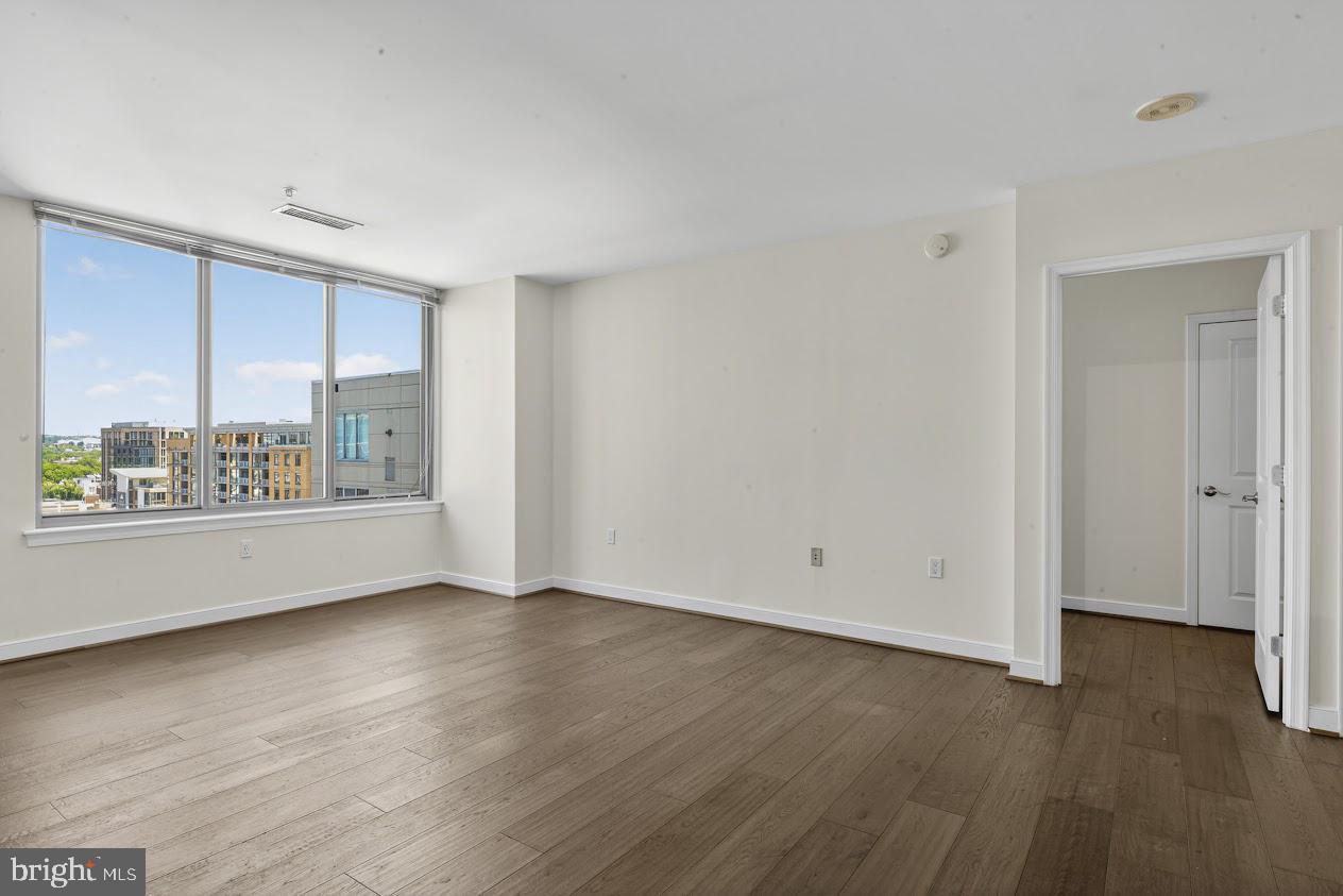 555 Massachusetts Ave Nw #1417 Property Photo 18