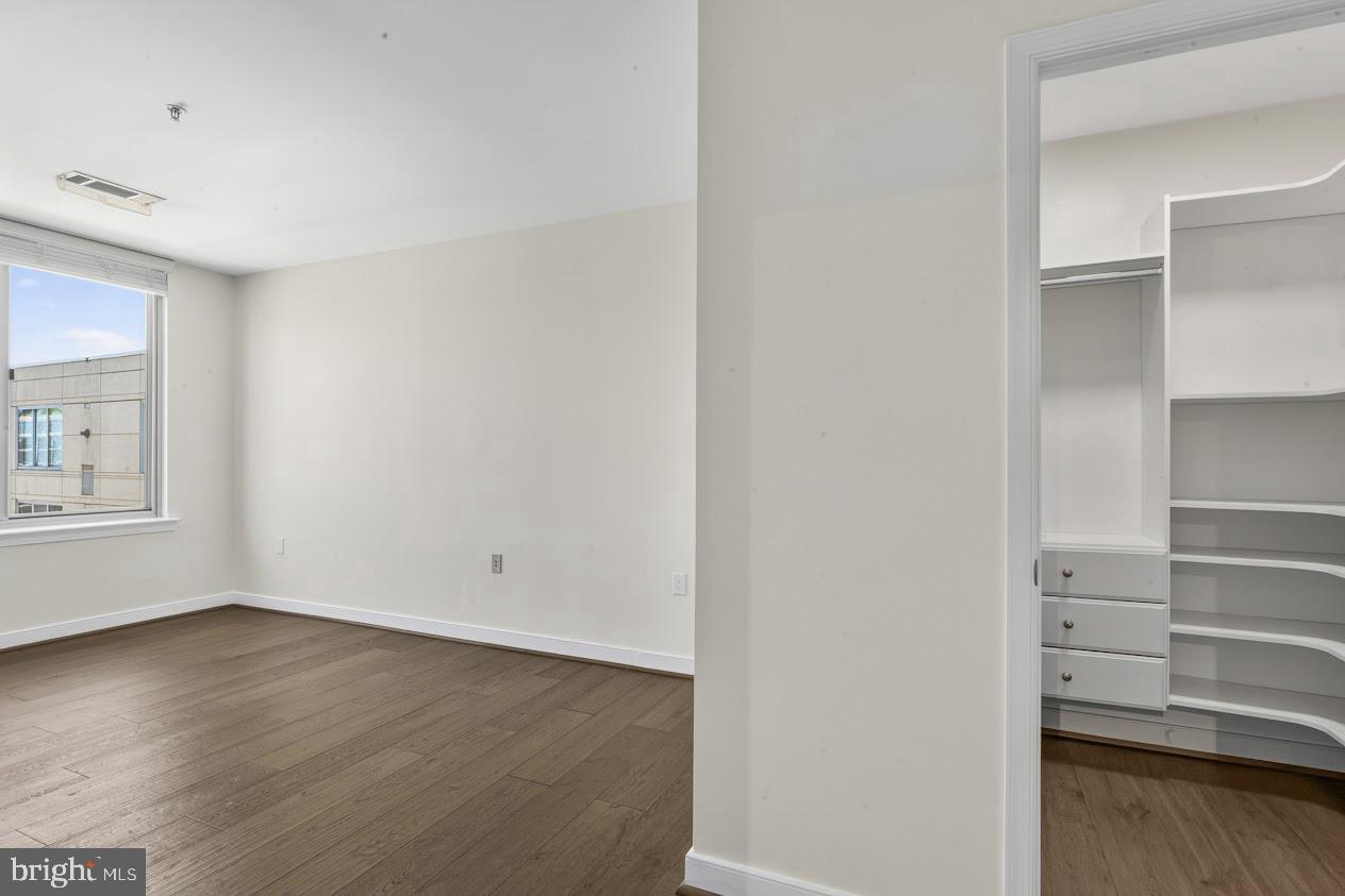 555 Massachusetts Ave Nw #1417 Property Photo 19