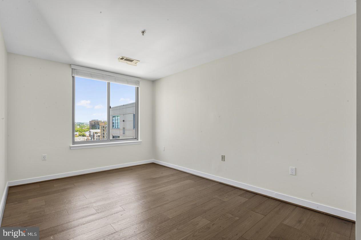 555 Massachusetts Ave Nw #1417 Property Photo 20