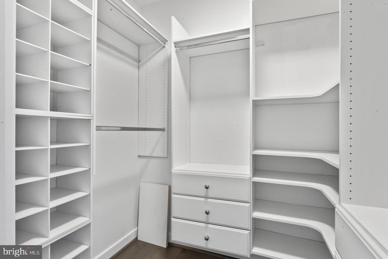 555 Massachusetts Ave Nw #1417 Property Photo 22