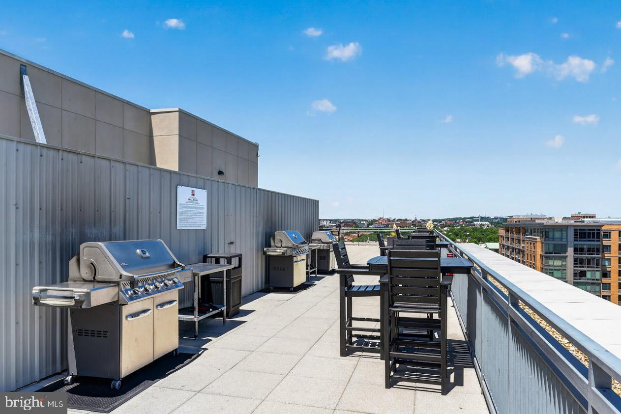 555 Massachusetts Ave Nw #1417 Property Photo 35