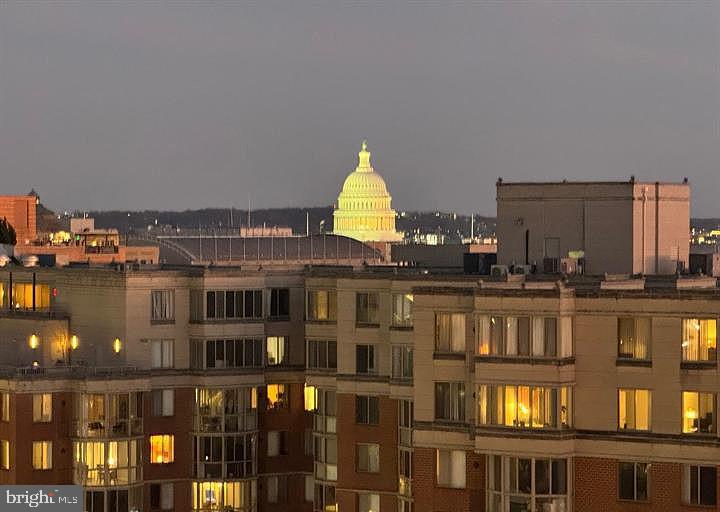 555 Massachusetts Ave Nw #1417 Property Photo 42