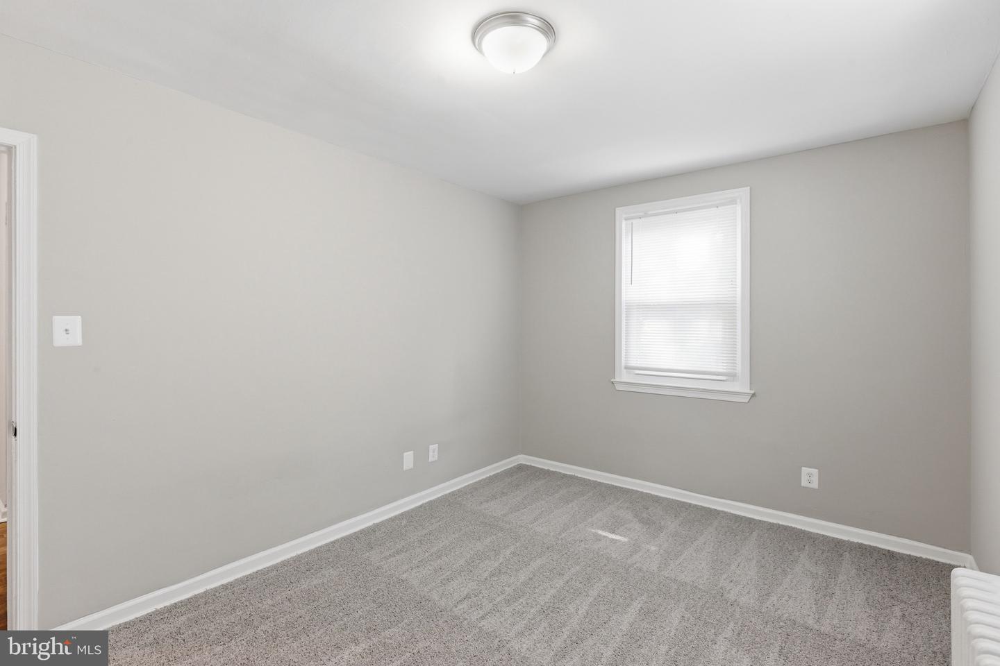 1334 28th St Se Property Photo 6