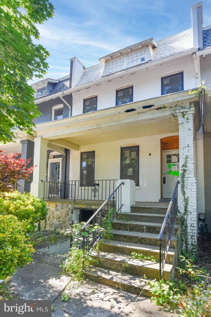33 Franklin St Ne Property Photo 1