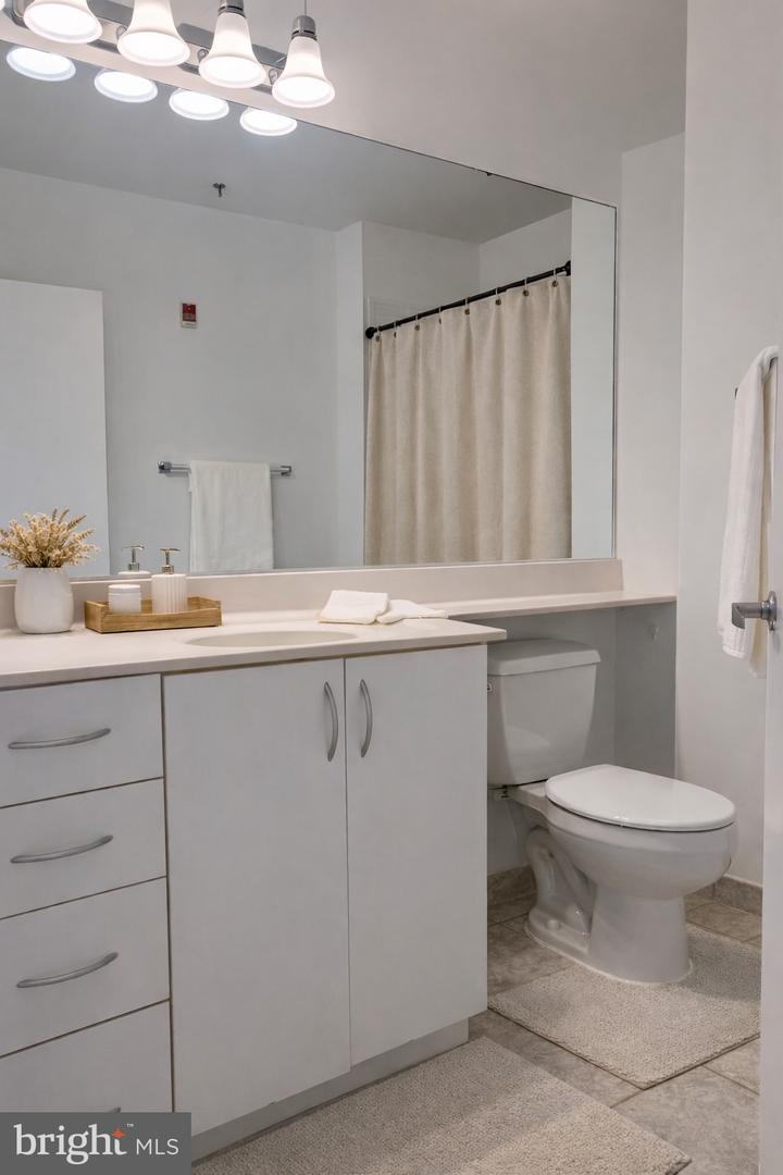 1300 N St Nw #508 Property Photo 4