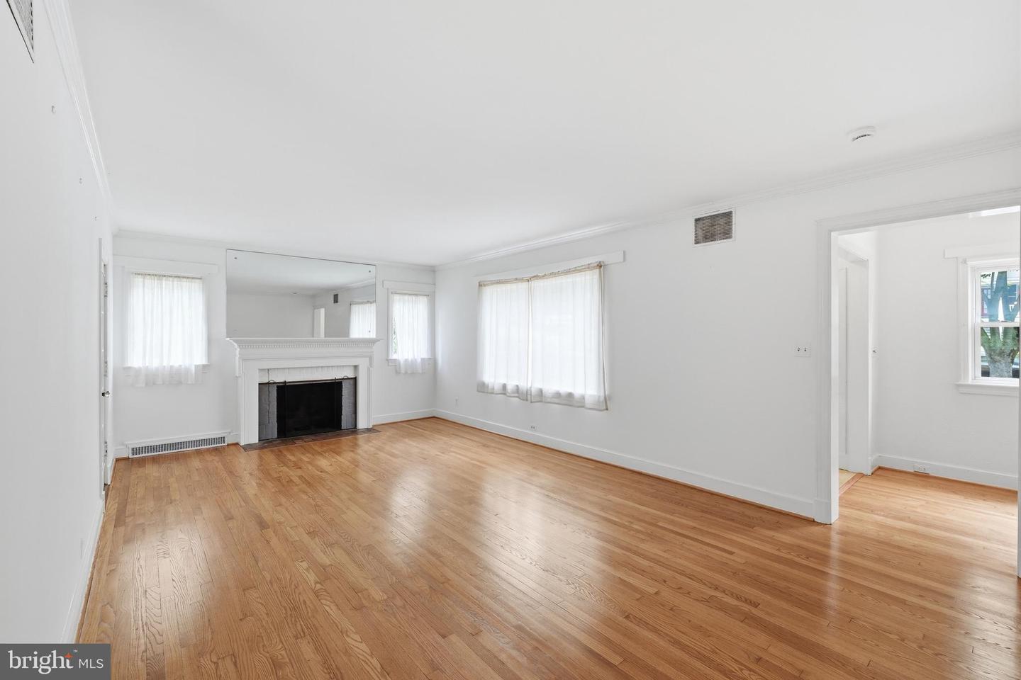 4801 Nebraska Ave Nw Property Photo 10