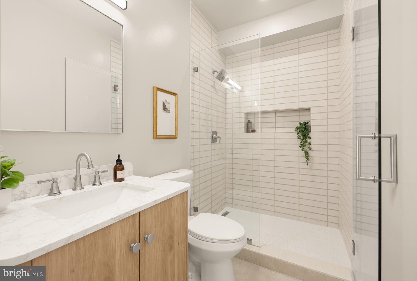 1128 Morse St Ne #1 Property Photo 12