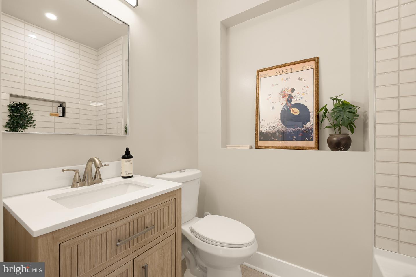 1128 Morse St Ne #1 Property Photo 20