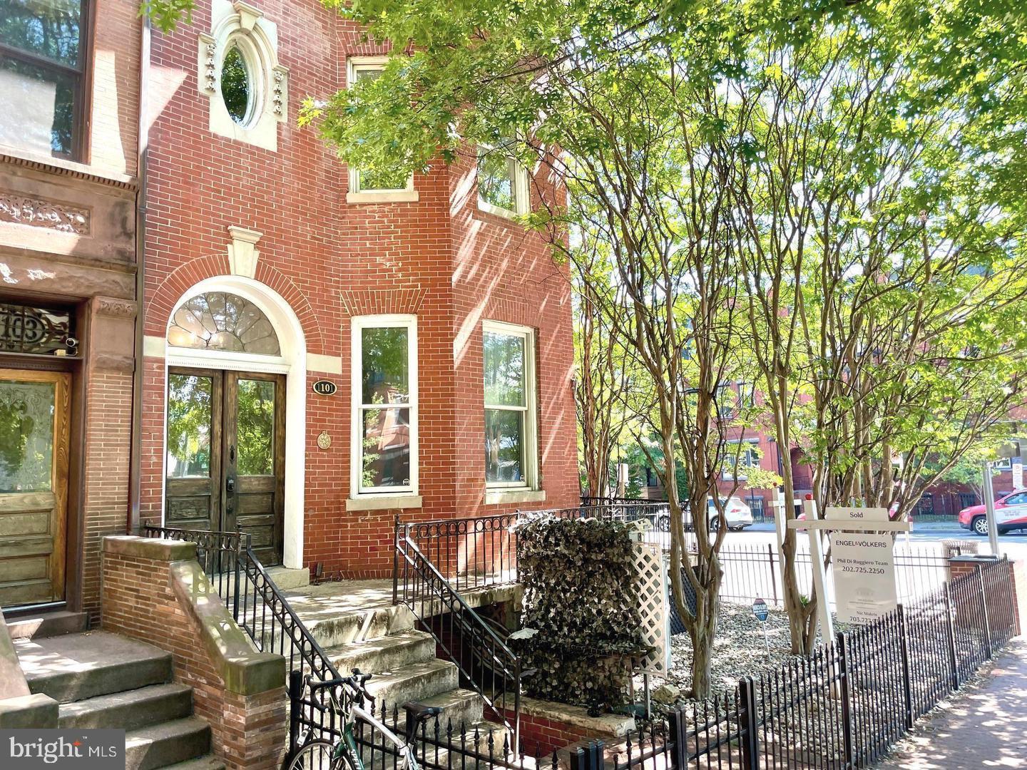 1101 P ST NW #B Property Photo 1