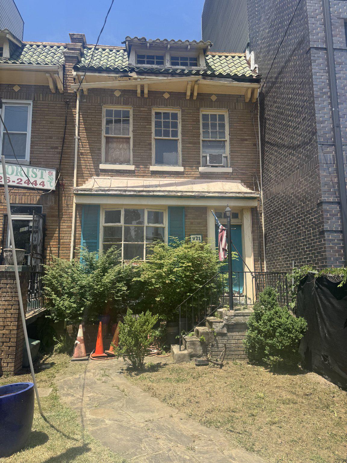 921 Kennedy St Nw Property Photo 1