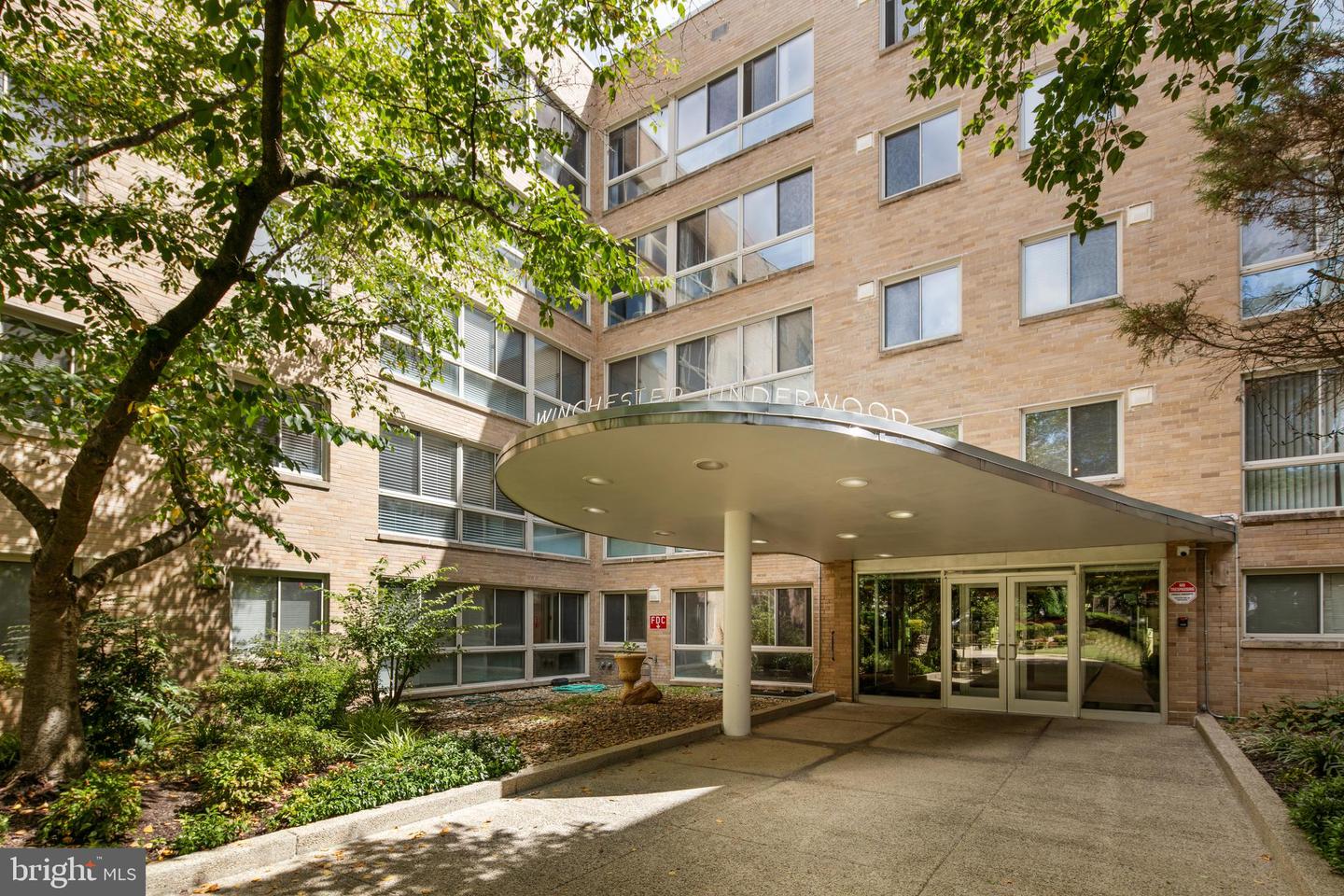 6445 Luzon Ave Nw #409 Property Photo 2