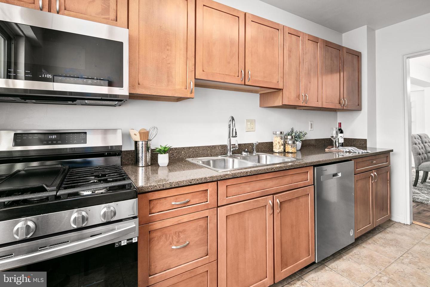 6445 Luzon Ave Nw #409 Property Photo 21