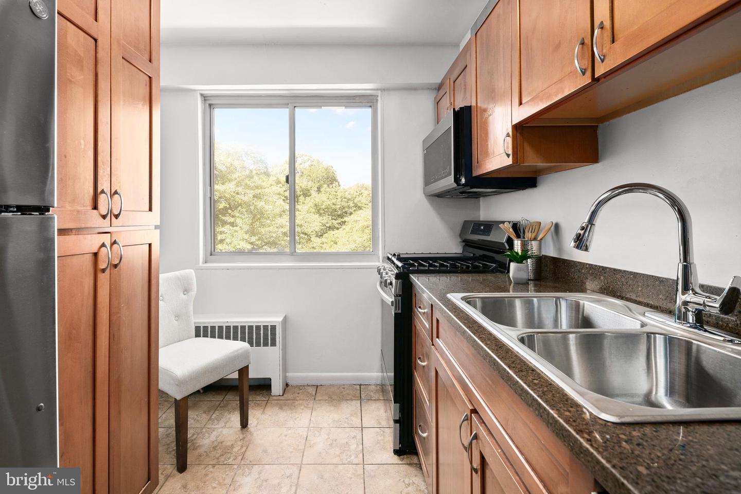 6445 Luzon Ave Nw #409 Property Photo 26