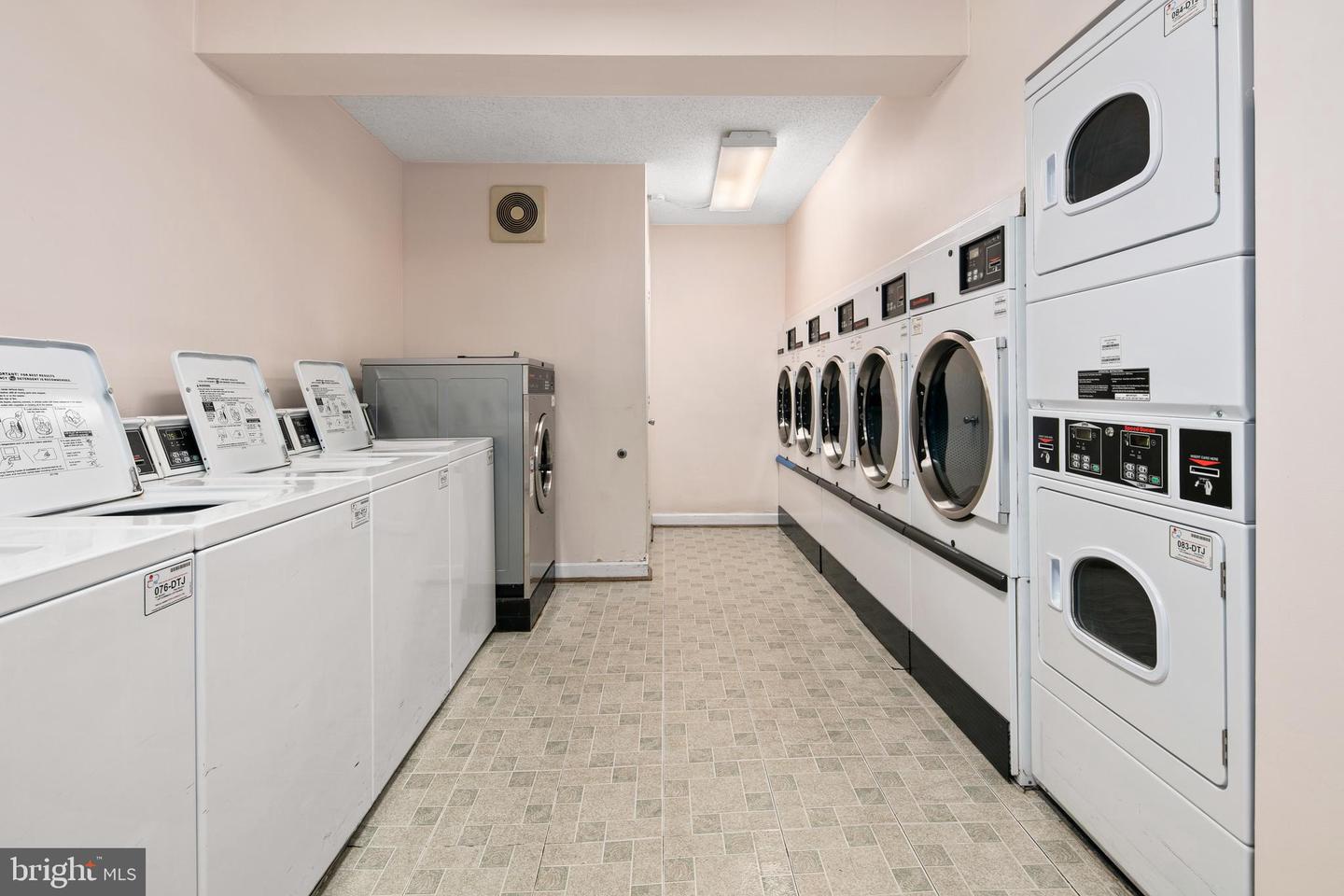 6445 Luzon Ave Nw #409 Property Photo 37