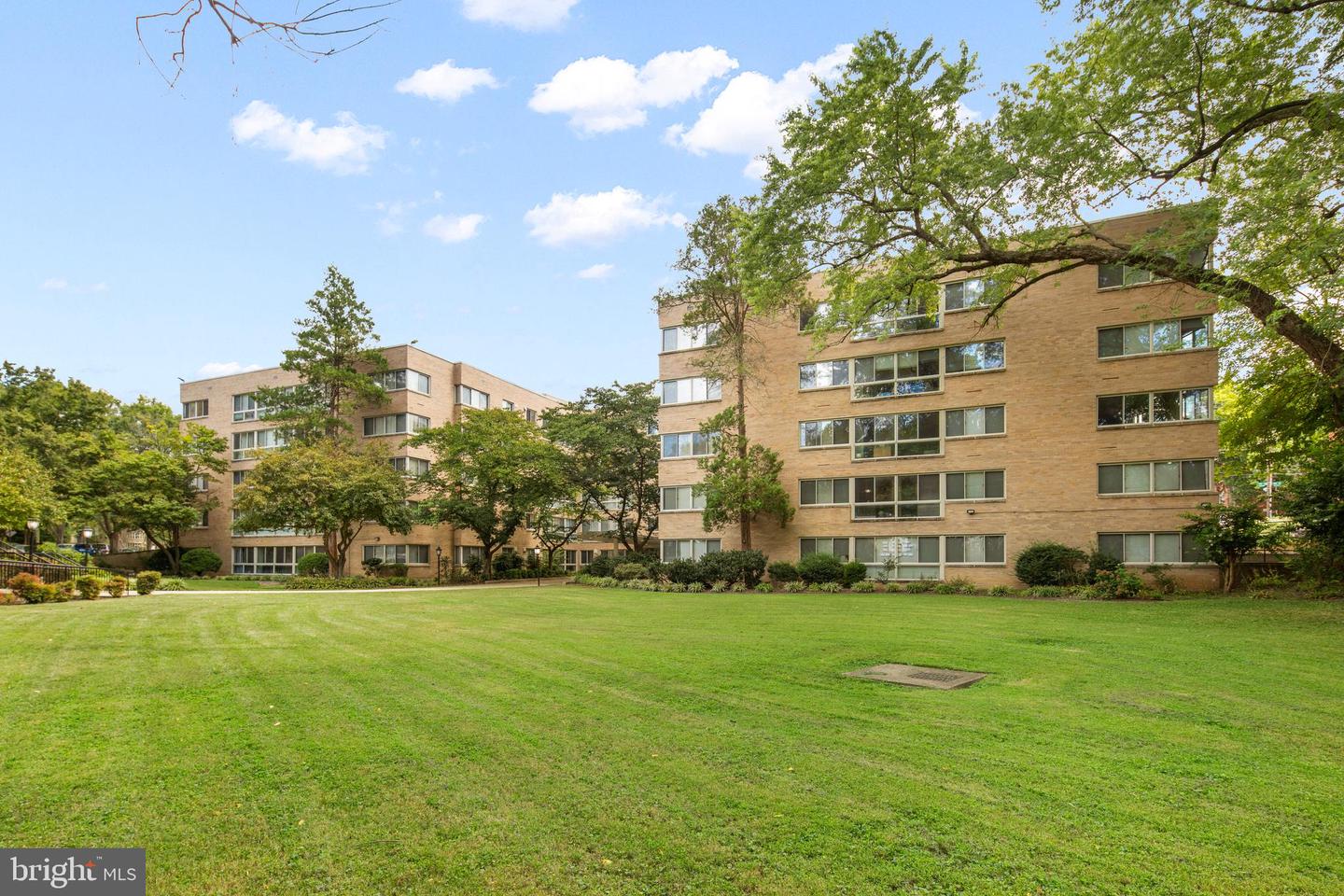 6445 Luzon Ave Nw #409 Property Photo 55