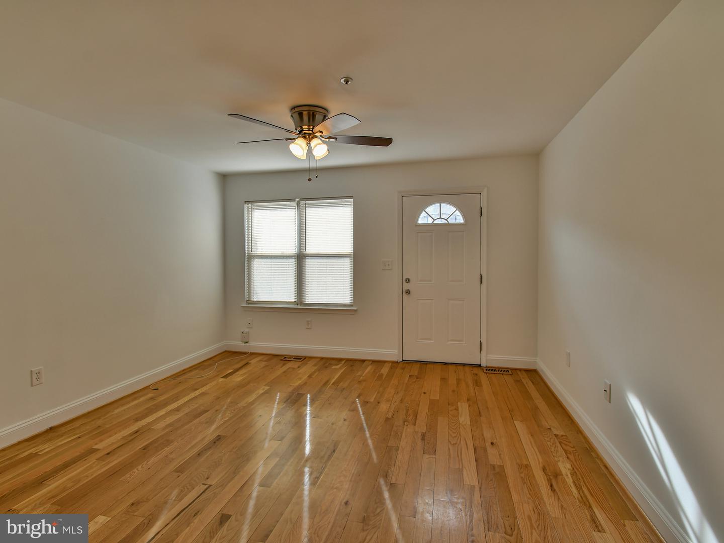 1319 Belmont St Nw Property Photo 12